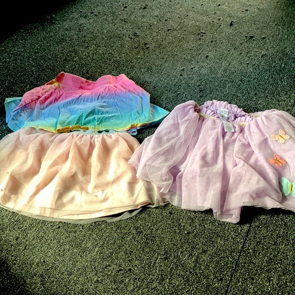 3 Pack of bottoms! - Picture 1 of 4